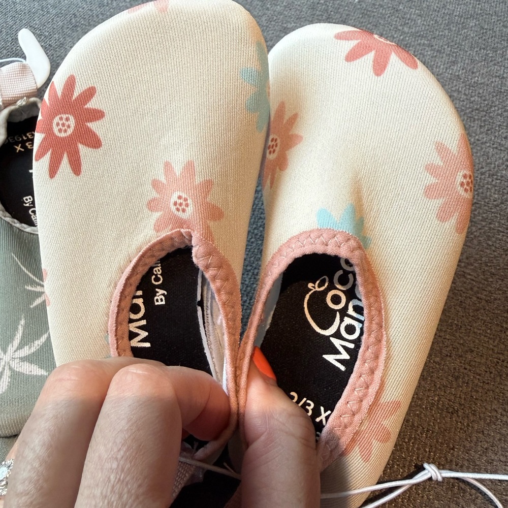 SOLD: NWT Calikids Toddler Water Shoes • Size 2-3 years • Floral
